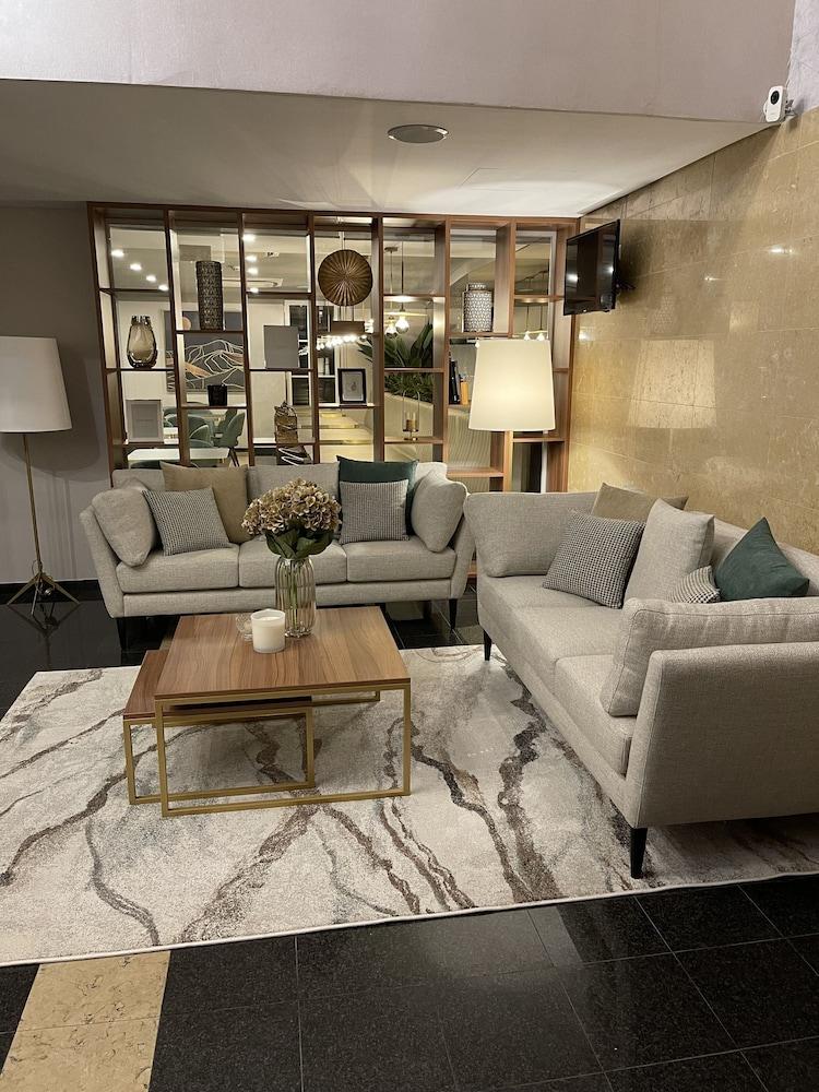 Hotel Sete Colinas Lissabon